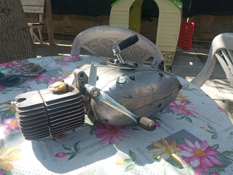 Jawa 50 20 21 23 Mustang Pionier motor bez VIN - 2