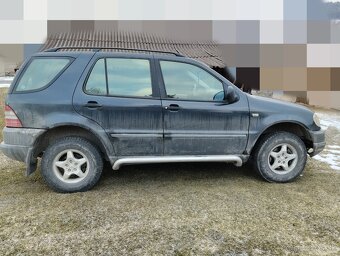 Mercedes Benz ML 320 - 2