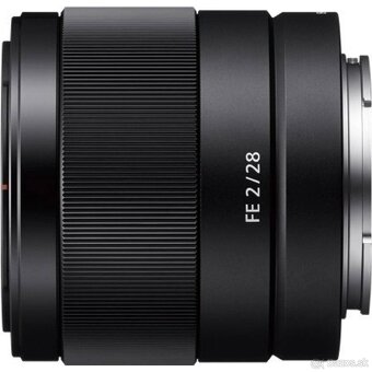 Sony FE 2/28 - 2