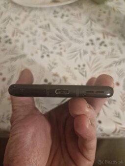 One plus 8 Pro - 2