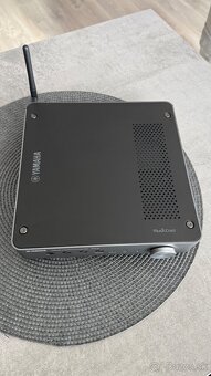YAMAHA WXC-50 strieborný - 2