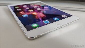 Apple iPad Mini 16GB - 2