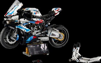 Lego Technik BMW M1000RR - 2