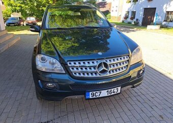 Mercedes-Benz Třídy M 3,0 320 CDI nafta automat 165 kw - 2