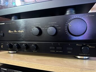 Pioneer A-676 - 2