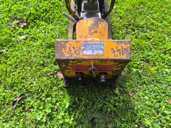 Predám hydraulickú pumpu - 2
