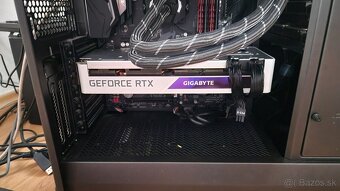 GIGABYTE GeForce RTX 3070 VISION OC 8GB - 2