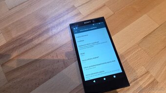 Predam telefon Sony Experia L2 - 2