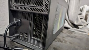 Predám NVIDIA GeForce RTX 3070 Ti + Lenovo BoostStation box - 2