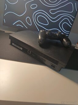 Predam playstation 3 👇 - 2