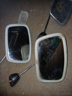 Predám spätné zrkadlá na Robur - 2