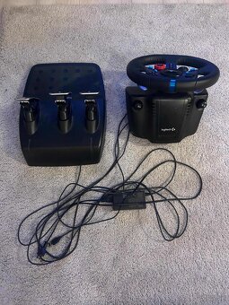 Logitech G29 Driving Force volant + ped - 2