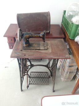 Starožitný nábytok - 2