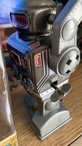 plechova hračka Robot Yonezawa Japan - 2