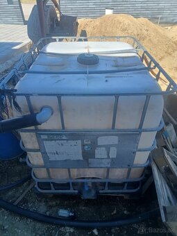 IBC kontajner 1000l, plastova nadrz - 2