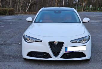 Predám Alfa Romeo Giulia - 2