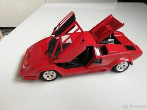 1:18 Lamborghini Countach - 2