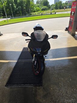 Suzuki gsxr 750 - 2