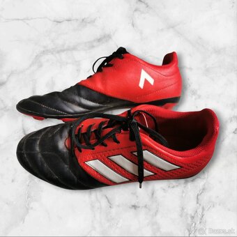 Kopacky Adidas velkost 38 a 2/3 - 2