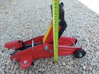Predam novy hydraulicky zdvihak - 2