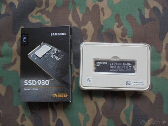 Samsung 980 1 TB SSD. - 2
