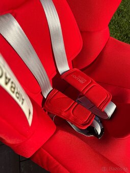 Autosedačka 0-18kg Britax-Romer dualfix 2 R červená - 2