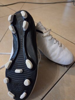 Nike kopecky vel.33 - 2