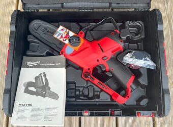 Milwaukee M12 Fuel reťazová píla - 2