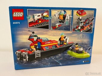 LEGO City 60373 Hasičská záchranná loď a čln - 2