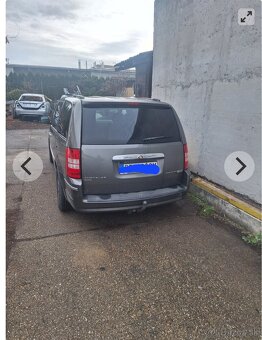 Rozpredám chrysler grand voyager 2.8crdi 120kw rt rok 2010 - 2