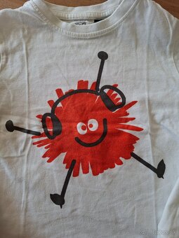 Biele tričko s červenou aplikáciou 98 - 2