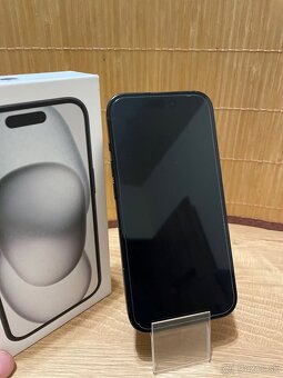 Predám iPhone 15, 128GB čierny - 2