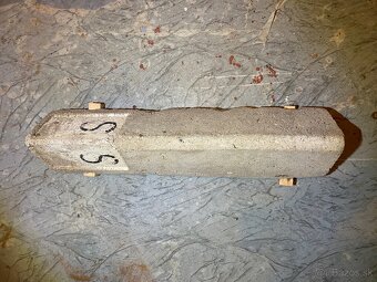 Medza/hraničný stĺpik - 2