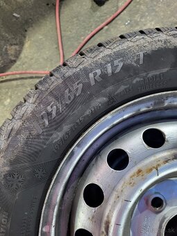 Zimne gumy 195/65 r15 - 2