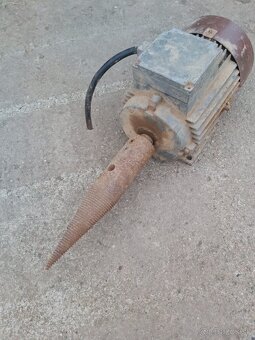 Kužeľová štiepačka - 2