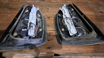 Škoda Fábia zadné svetlá - 2