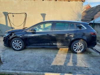 renault megane 4 - 2