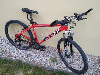 Predám horský bicykel VECTOR-ExplorerDeore - 2