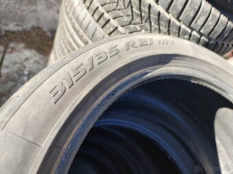 275/40r21 a 315/35r21 letné na dojazd cena spolu 100€ - 2
