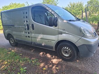 RENAULT TRAFIC 2.0 DCI ROK 2010 ŤAŽNÉ KLÍMA - 2