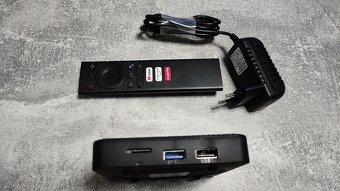 ANDROID TV BOX MECOOL KM1 Deluxe - 2