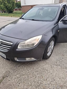 Opel insignia - 2