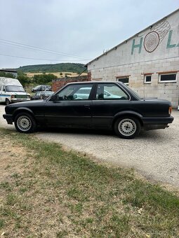 BMW E30 Coupe 318i - 2