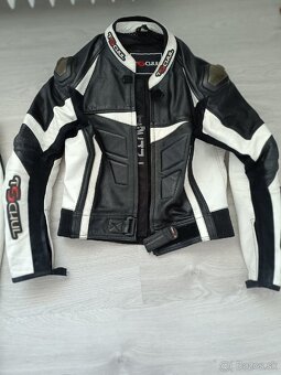 2-dielna moto kombinéza - 2