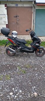 Adamoto Mustang 125 cm³ - 2