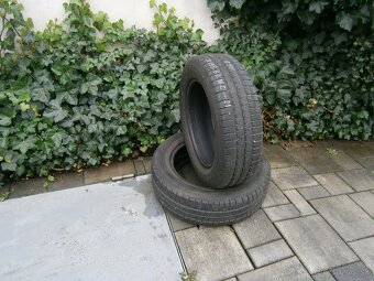 Predám 2x zimné ako nové pneu MAXMILER 195/60 R16C 99/97T - 2