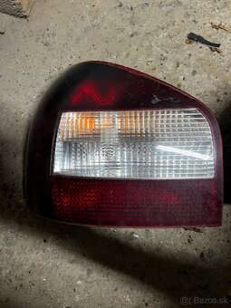 Predam zadne svetla audi a3 8l - 2
