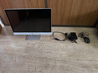 HP Pavilion All-in-One 24-r0xx - 2