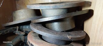 Tatra 613-1 dvere kompletne kapoty klucky prevodovky - 2