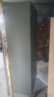 Plechová skriňa - 2